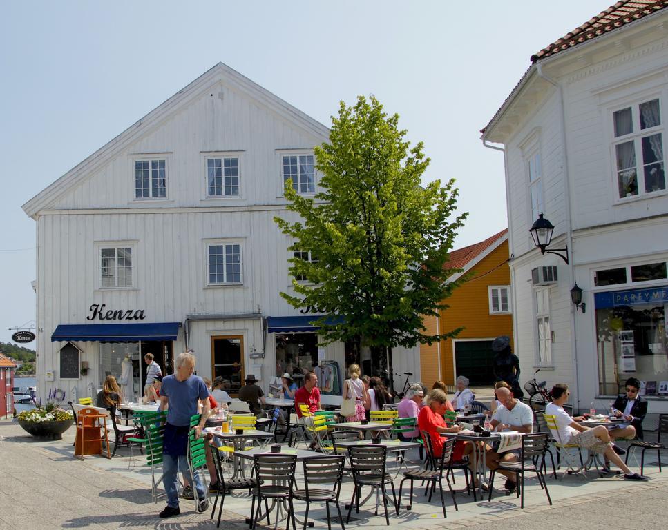 Grimstad Vertshus Buitenkant foto